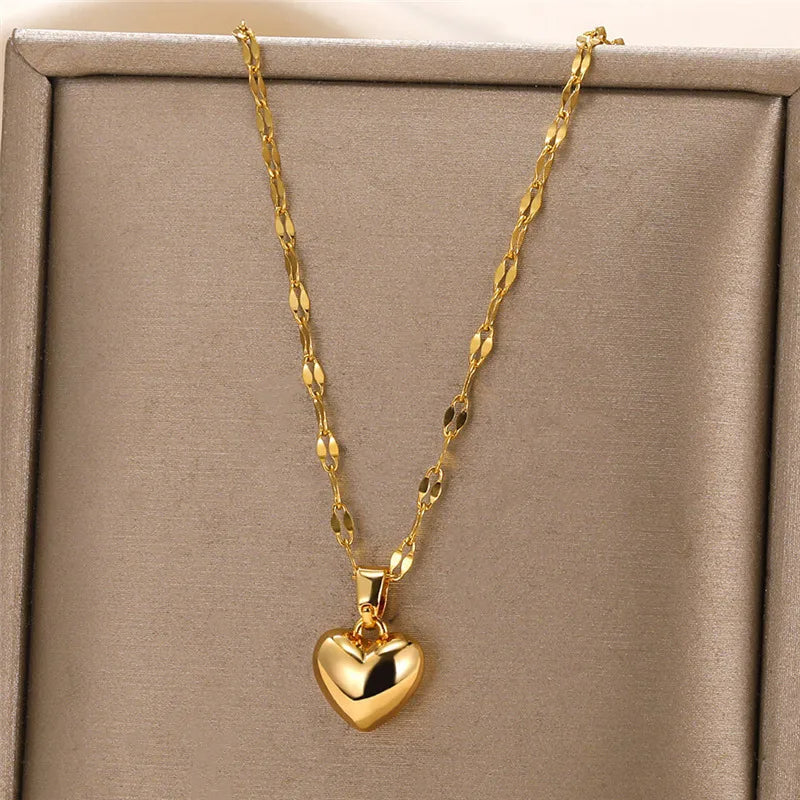 Love Heart Necklace For Women 2025 New Trendy Lip Chain Simple Pendant Necklace Jewelry Gift