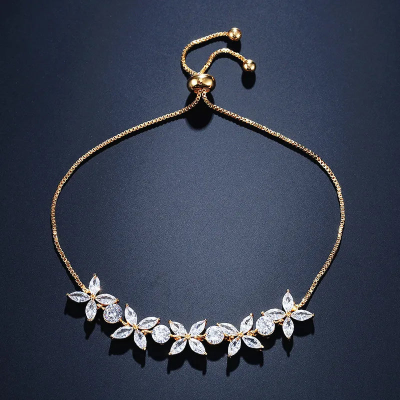 Classic Shiny Clear Zircon Flowers Adjustable Charm Bracelets for Women Sliver Color Fashion Wedding Jewelry